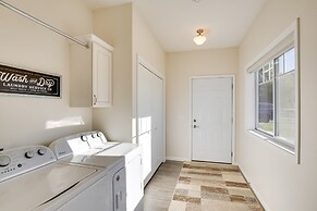 Mankato Getaway w/ Game Room & Salt Water Hot Tub!