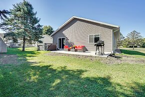 Mankato Getaway w/ Game Room & Salt Water Hot Tub!