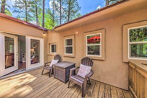 Riverfront Ruidoso Cabin w/ Deck, Walk to Midtown!