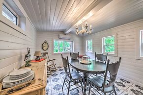 Riverfront Ruidoso Cabin w/ Deck, Walk to Midtown!