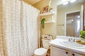 Fenced-in Pool & Patio: Gilbert Home!