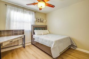 Fenced-in Pool & Patio: Gilbert Home!