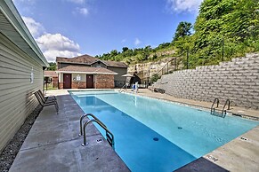 Apartment w/ Patio, 4 Mi to Silver Dollar City!