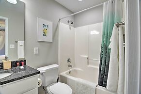 Apartment w/ Patio, 4 Mi to Silver Dollar City!