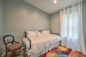 Morgantown Home w/ Deck ~ 2 Mi to WV University!