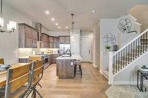 Cozy Colorado Home w/ Putting Green Near Loveland!