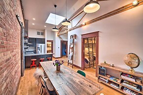 Fort Howard Lodge: Green Bay Modern Escape