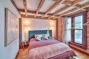 Fort Howard Lodge: Green Bay Modern Escape