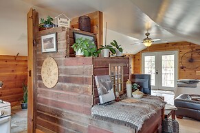 Beatrice Studio w/ Fire Pit: Near Golf!