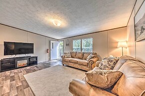 Ruidoso Home Near Golfing, Hiking & Shopping