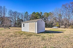 Prince George Getaway Near Historic Sites!