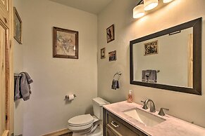 Stunning Home w/ Fire Pit, 11 Mi to Mt Yale!