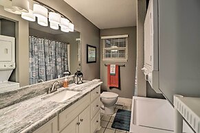 7 Mi to Nat'l Park: Home w/ Dock in Hot Springs