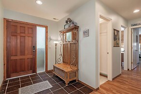 Idyllic Coastal Haven - Whale Watch in Depoe Bay!