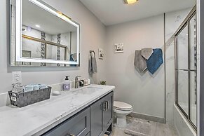 Patio & Grill: Spacious Gem Near Gulf Coast!