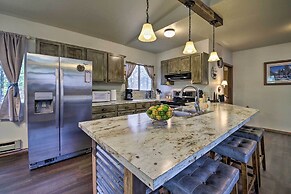 Private Cabin, 5-min Drive to Hot Springs & Golf!