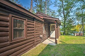 Lake Livin' Cozy Cabin w/ Dock, Tiki Bar, 2 Kayaks