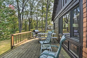 Lake Livin' Cozy Cabin w/ Dock, Tiki Bar, 2 Kayaks