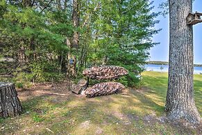 Lake Livin' Cozy Cabin w/ Dock, Tiki Bar, 2 Kayaks