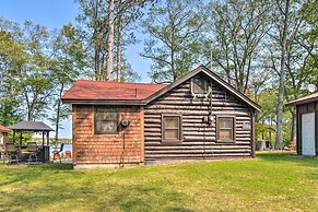 Lake Livin' Cozy Cabin w/ Dock, Tiki Bar, 2 Kayaks