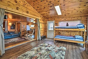 Lake Livin' Cozy Cabin w/ Dock, Tiki Bar, 2 Kayaks