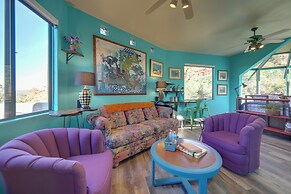 Amazing Views & On-site Hiking: Sedona Studio