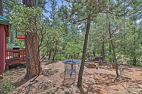 Furnished Deck: Romantic Strawberry/pine Studio!