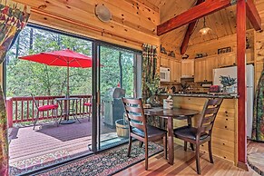 Furnished Deck: Romantic Strawberry/pine Studio!
