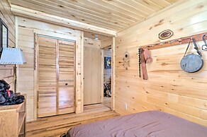 Log Cabin w/ Mountain Views ~ 30 Mi to Pikes Peak!