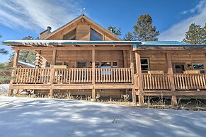 Log Cabin w/ Mountain Views ~ 30 Mi to Pikes Peak!