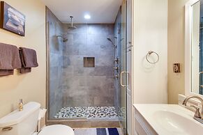 Dog-friendly Home on Pinetop Lakes Course!