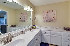 Dog-friendly Home on Pinetop Lakes Course!