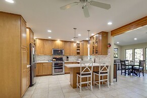 Dog-friendly Home on Pinetop Lakes Course!