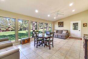 Dog-friendly Home on Pinetop Lakes Course!