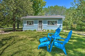 'nestle by Lake' Charlevoix Cottage: Pets Welcome!