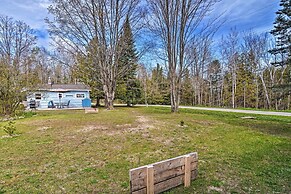 'nestle by Lake' Charlevoix Cottage: Pets Welcome!