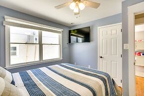 Avalon Vacation Rental w/ Porch & Grill!