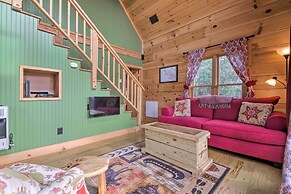 Beech Mountain Cabin w/ 180° Views: Near Hiking!