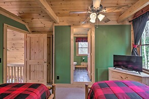 Beech Mountain Cabin w/ 180° Views: Near Hiking!