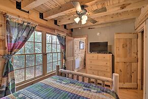 Beech Mountain Cabin w/ 180° Views: Near Hiking!
