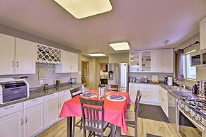 Centennial Cabin w/ Hot Tub, Sauna & Pool Table!