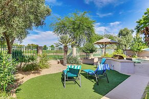 Pool & Putting Green: Goodyear Home on Golf Course