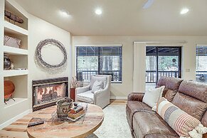 Near Hiking & Golfing: Pinetop Home w/ Deck!