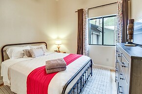 Near Hiking & Golfing: Pinetop Home w/ Deck!