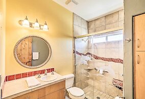 Tucson Home w/ Patio - Near Outdoor Adventure