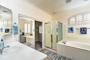 Luxury Laveen Village Home w/ Games & Pool!