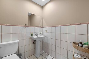 Private Hot Tub + Game Room: Galena Territory Home