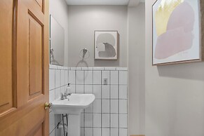 Private Hot Tub + Game Room: Galena Territory Home