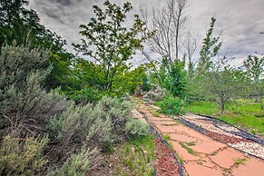 House on 1 1/2 Acres - 30 Mins to Taos Ski Valley!