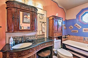 House on 1 1/2 Acres - 30 Mins to Taos Ski Valley!